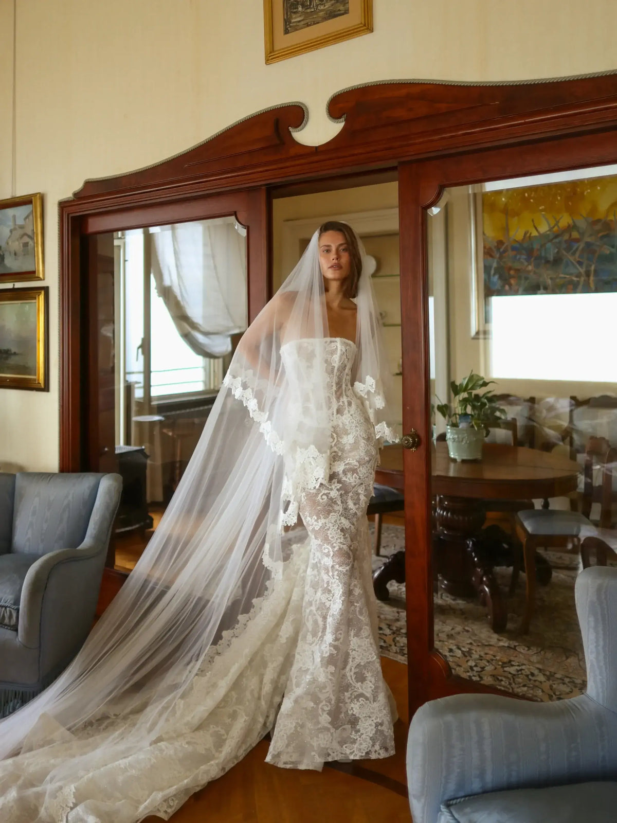Vintage Lace Strapless Mermaid Wedding Dress SW189 
