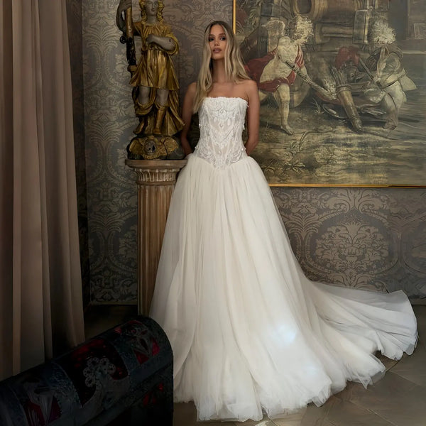 Dreamy White Strapless Lace Corset Bodice Tulle Ball Gown Wedding Dress SW224