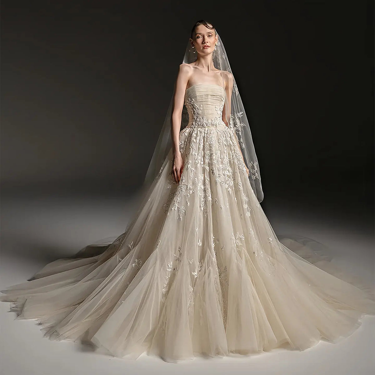 Romantic Strapless Floral Lace Tulle A-Line Wedding Dress with Veil SW SHARONSAID Romantic Strapless Floral Lace Tulle A-Line Wedding Dress with Veil SW SHARONSAID