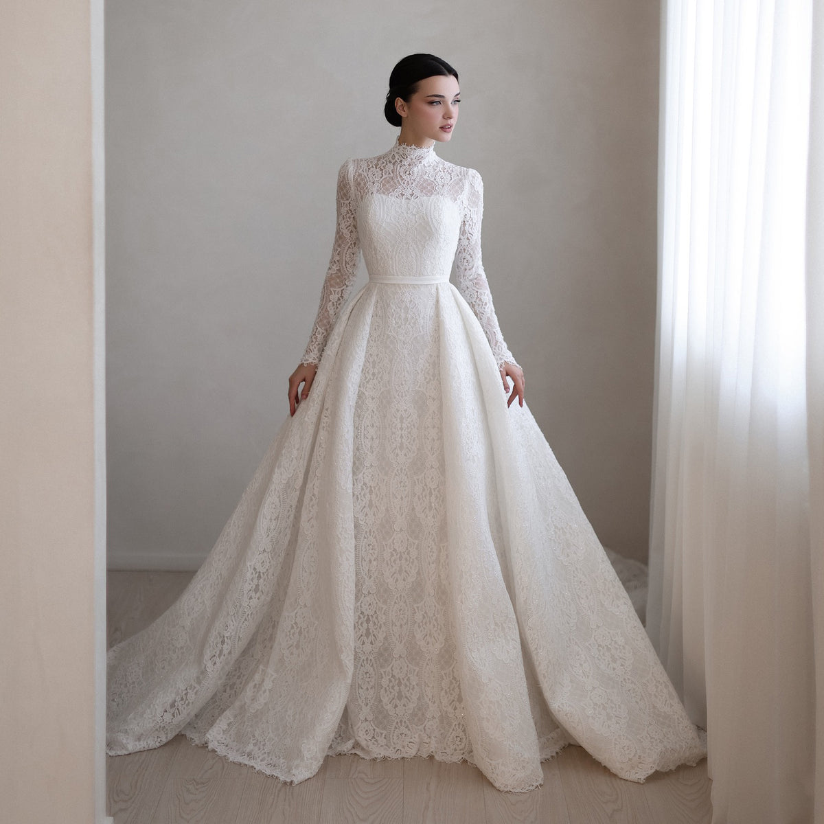 Luxury High Neck Lace Wedding Dress with Overskirt SW541 