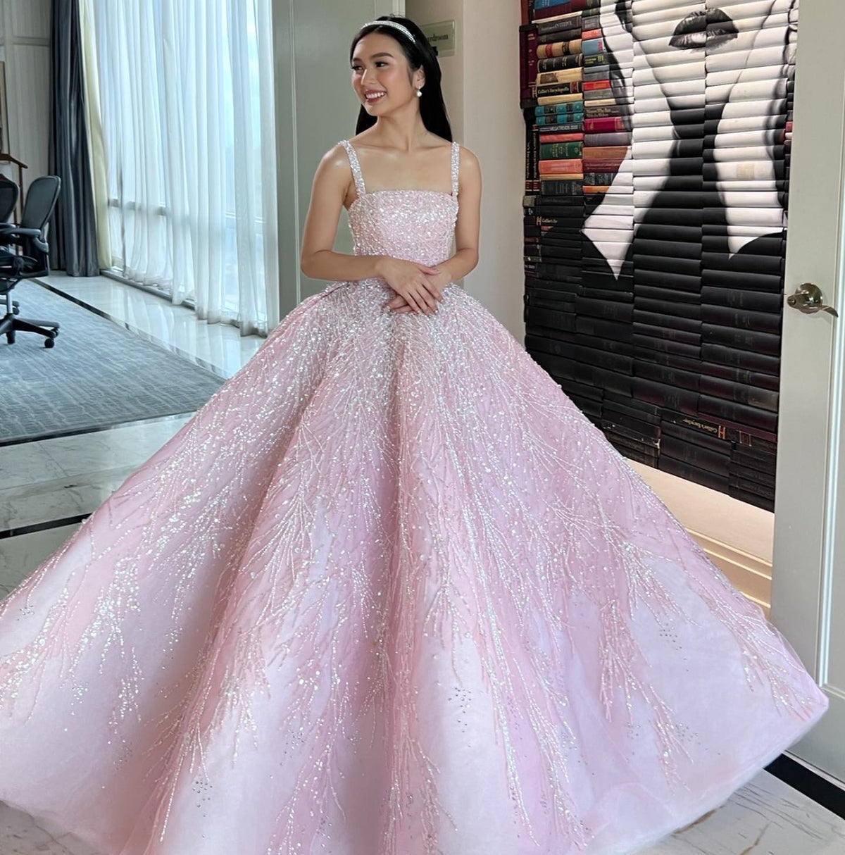 Luxury Pink Beaded Sleeveless Ball Gown Evening Dress SS702 