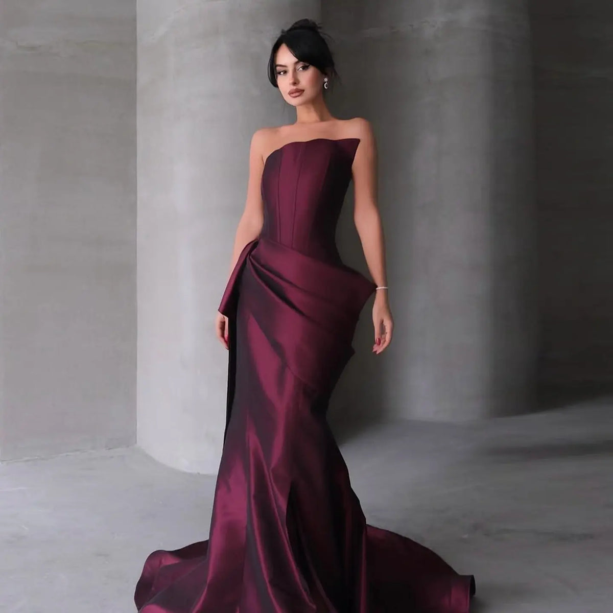 Elegant Burgundy Strapless Draped Train Evening Dress SF494