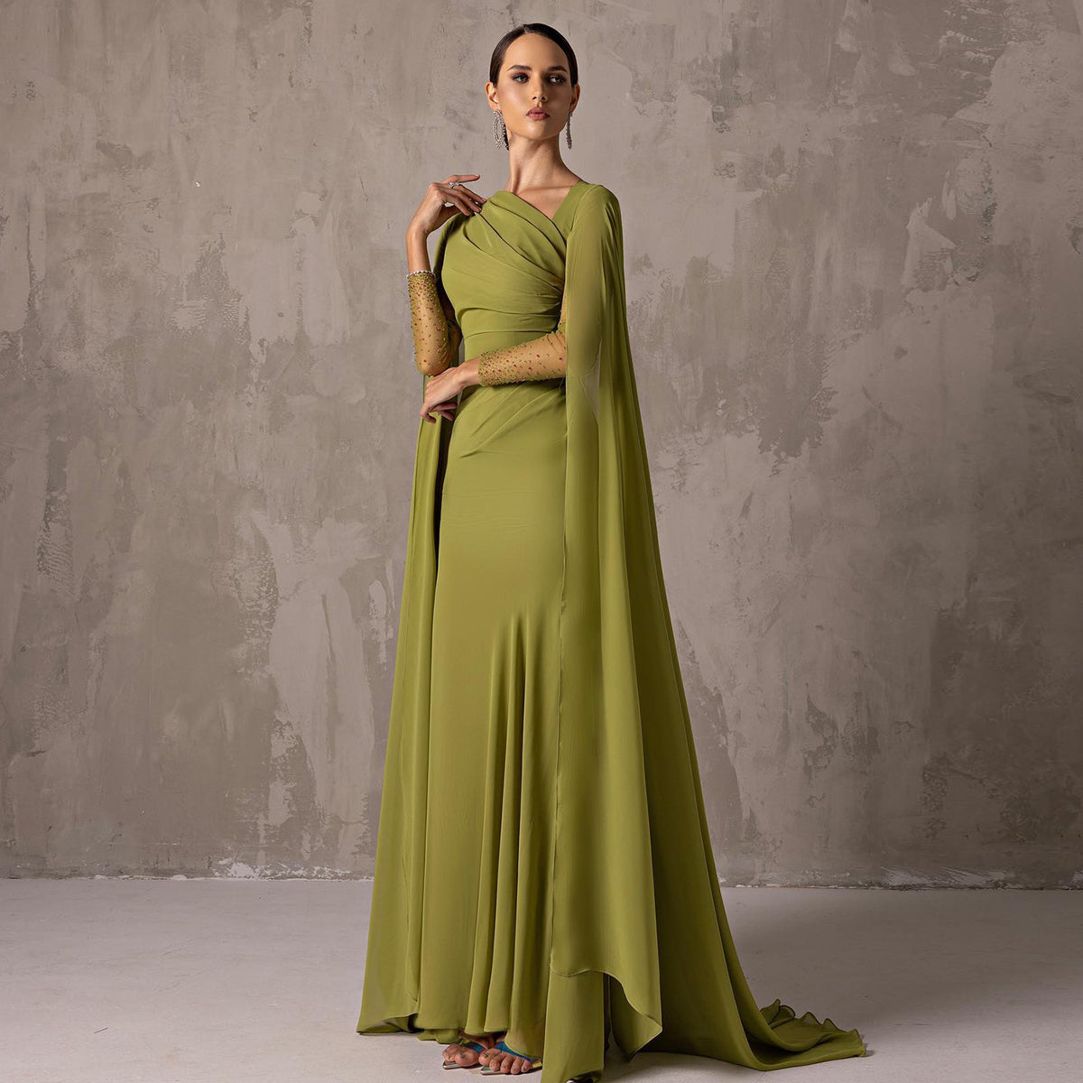 Elegant Green Long Sleeve Evening Dress SF051