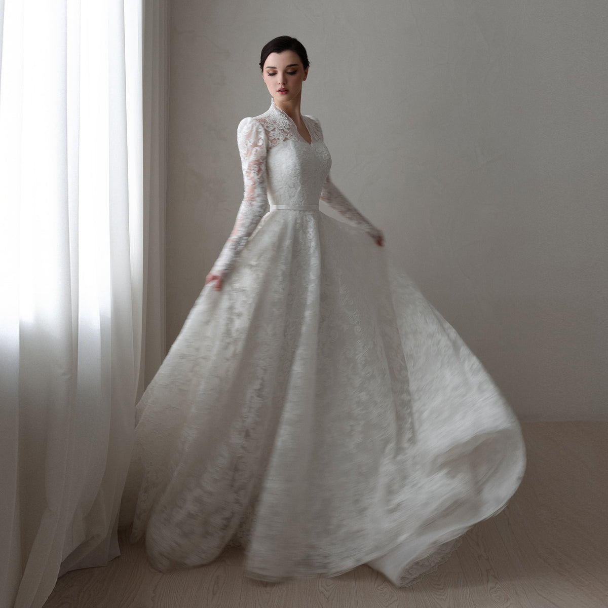 Elegant Printed Lace High Neck Wedding Dress with Train SW537 