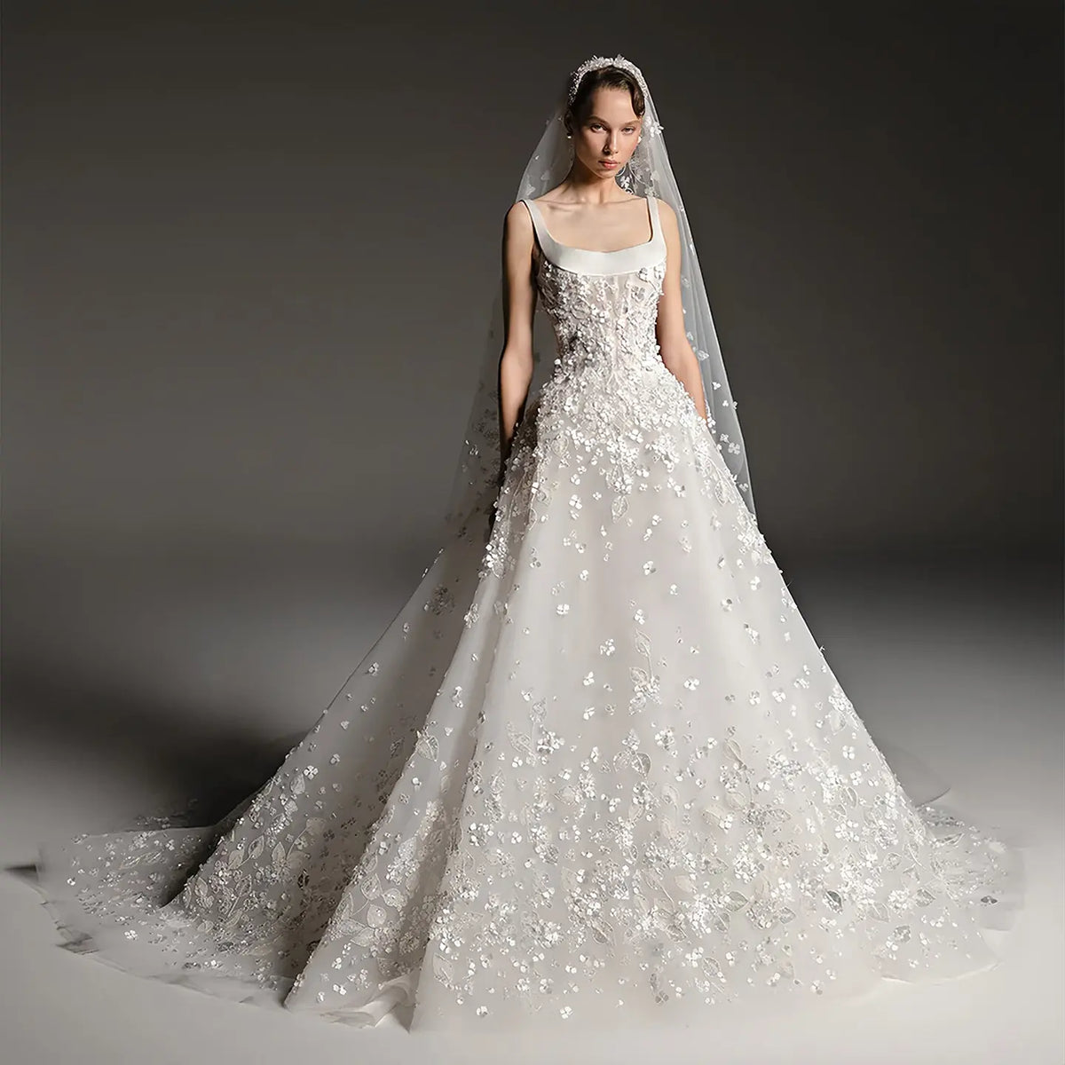 Luxury White Square Neck Beaded Floral Lace Ball Gown Wedding Dress with Veil SW666
