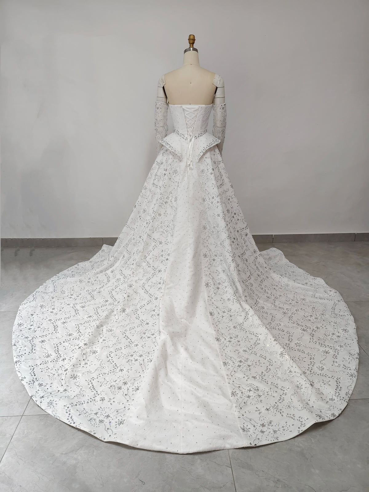 Luxury Off Shoulder Beaded Ball Gown Wedding Dress SW019 