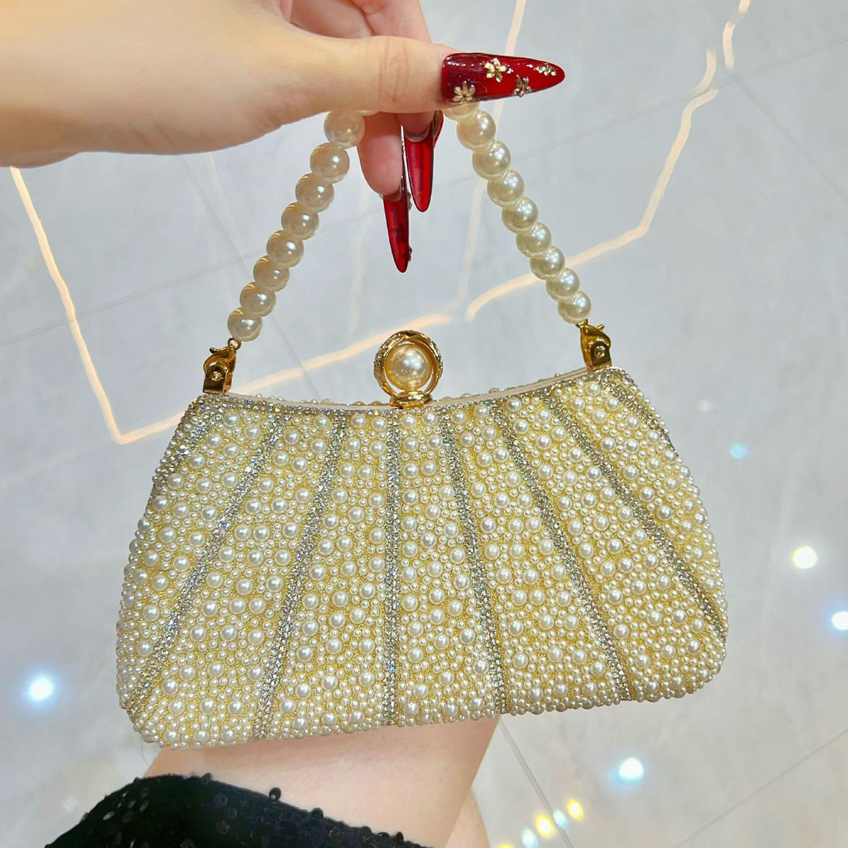 Luxury Pearl Beaded Evening Handbag 