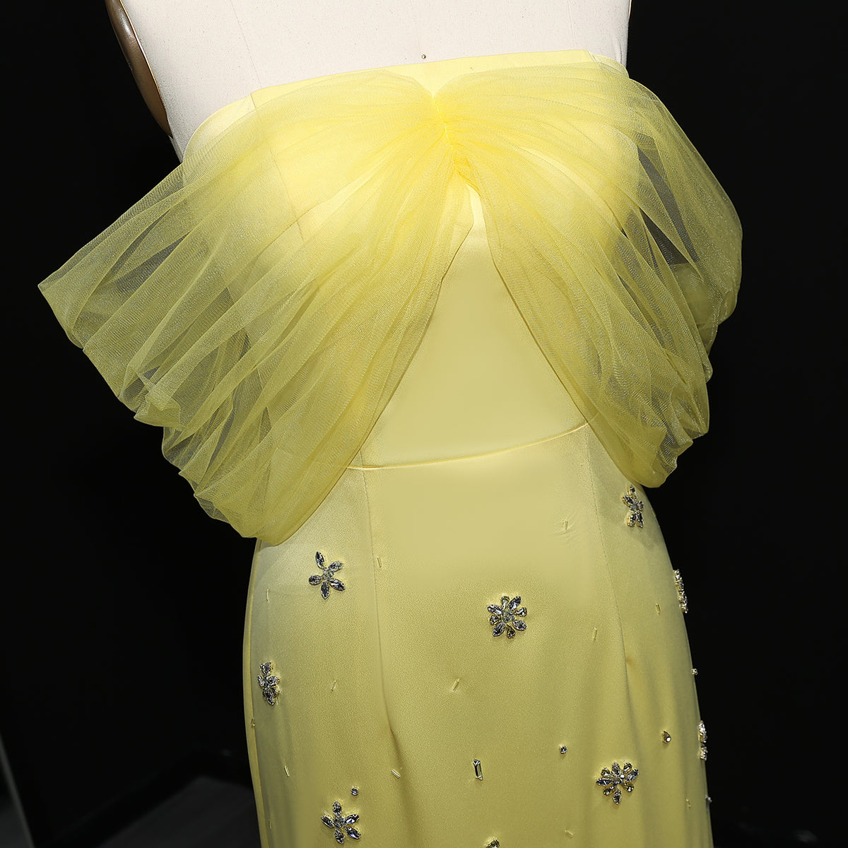 Luxury Yellow Crystal Beaded Floral Evening Dress with Sheer Shawl XD018 