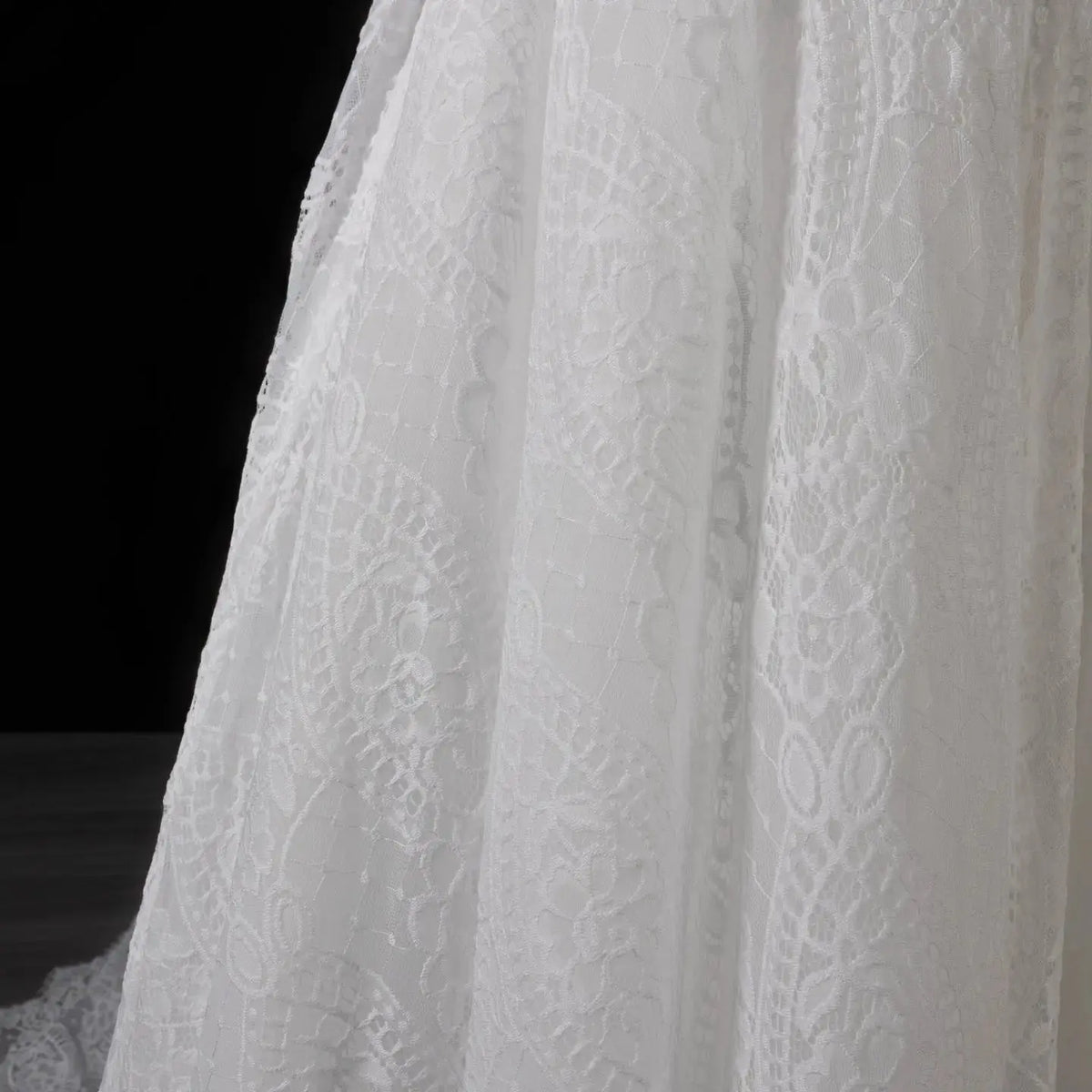 Luxury High Neck Lace Wedding Dress with Overskirt SW541 