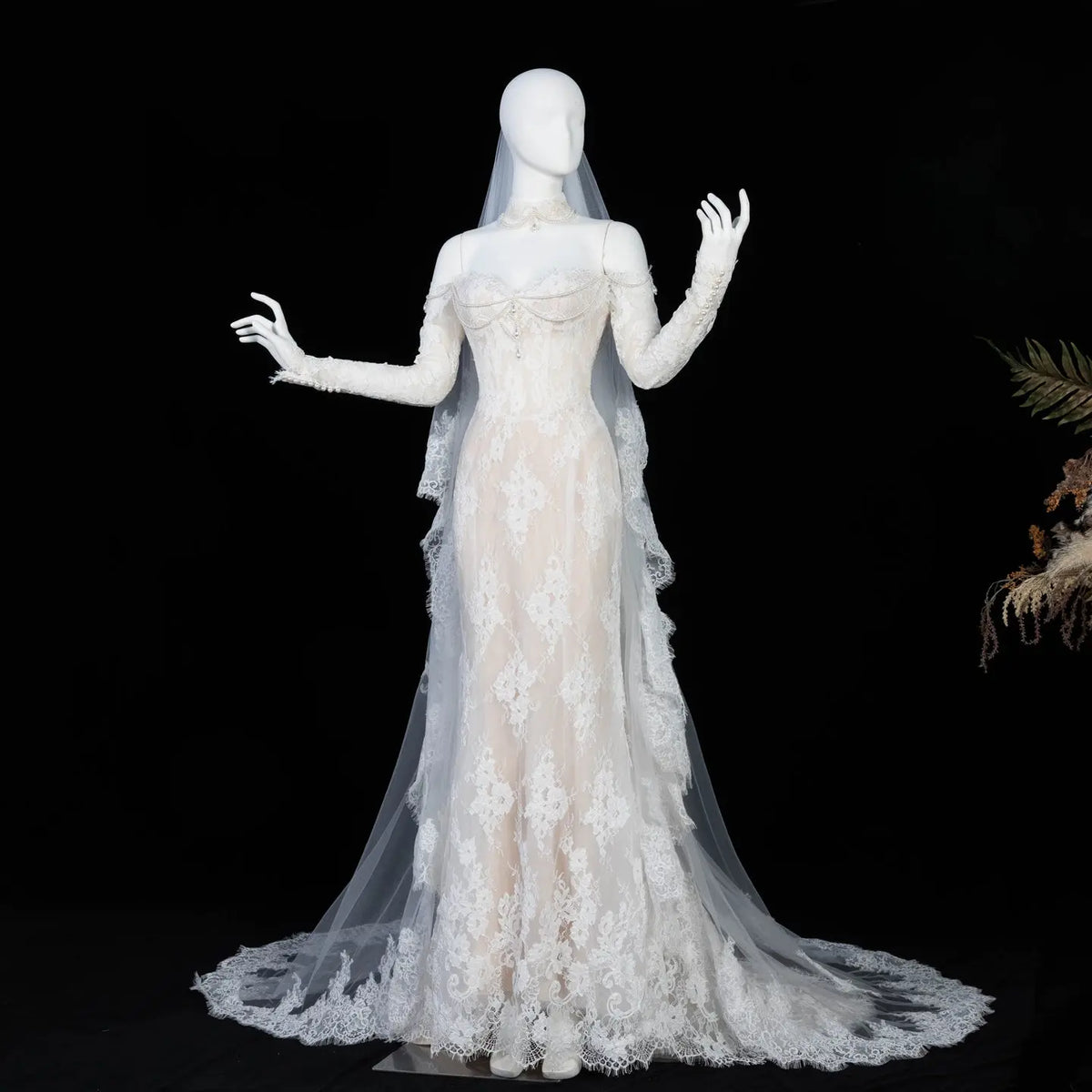 Ivory Sweetheart Lace Mermaid Wedding Dress SW171
