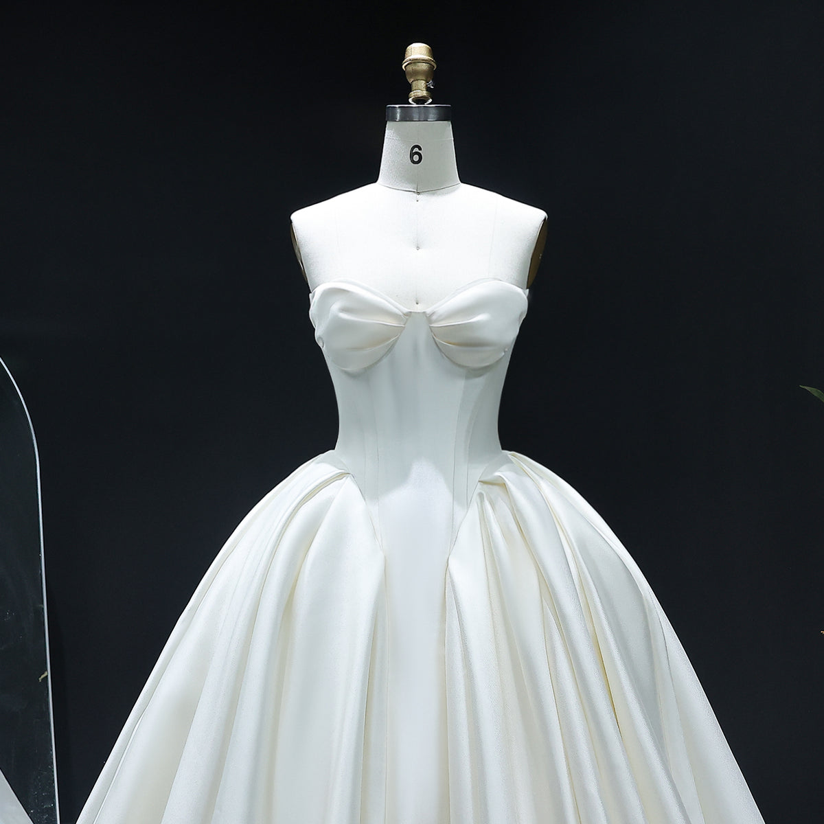 Luxury Sweetheart Satin Ball Gown Wedding Dress with Overskirt SW010 