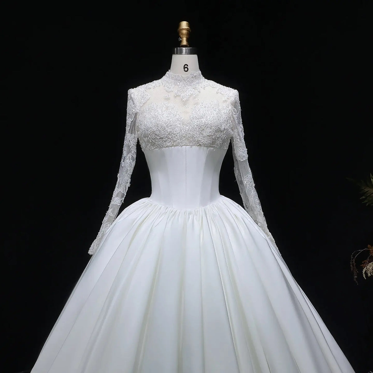 Classic Long Sleeve Lace Ball Gown Wedding Dress SW075 