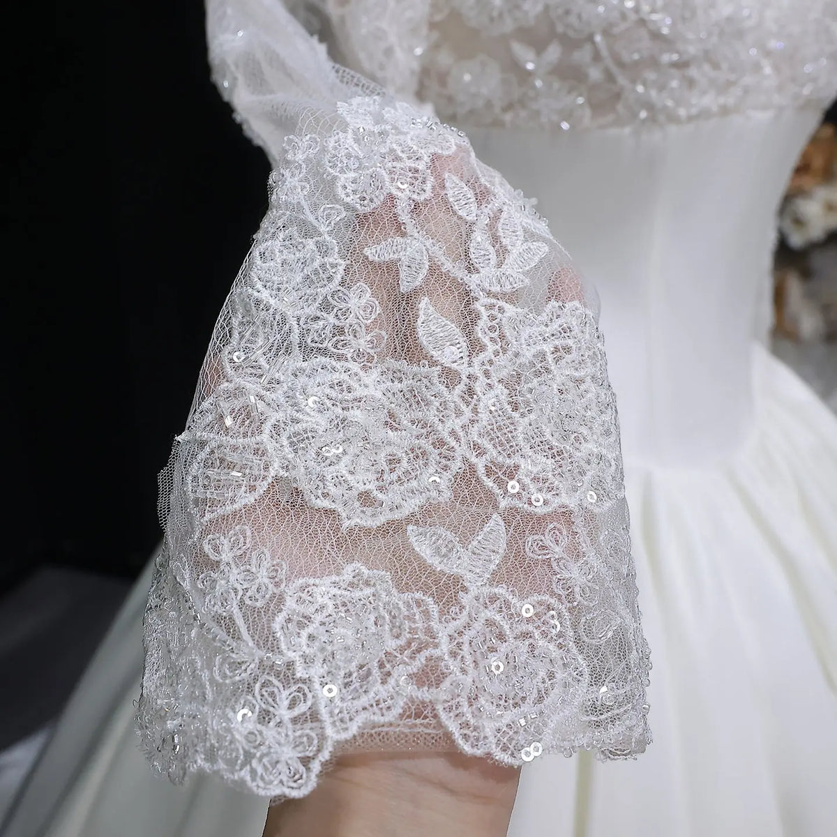 classic long sleeve wedding dress Classic Long Sleeve Lace Ball Gown Wedding Dress SW075