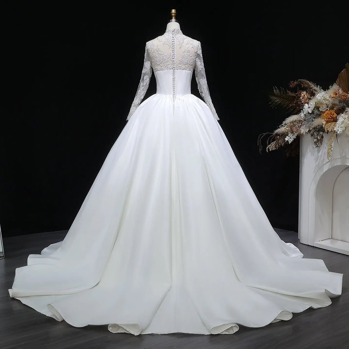 Classic Long Sleeve Lace Ball Gown Wedding Dress SW075 