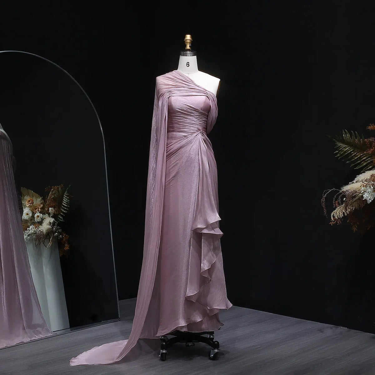 dusty pink ruched dress SEROYA Tabitha Dress in Pink