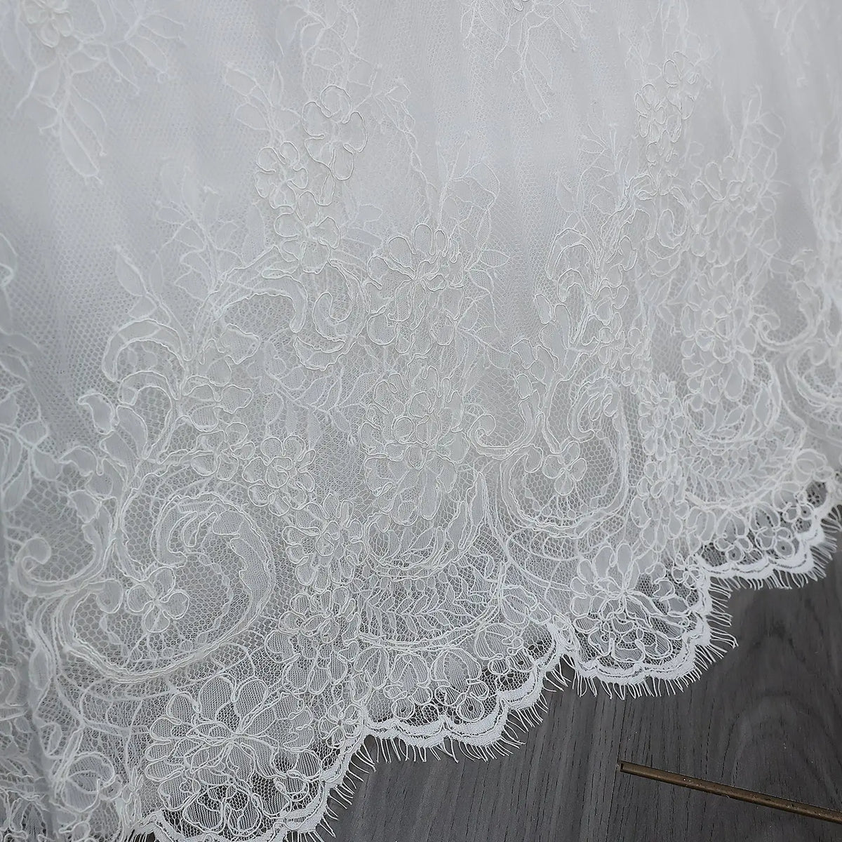 Luxury High Neck Lace Wedding Dress SW519 