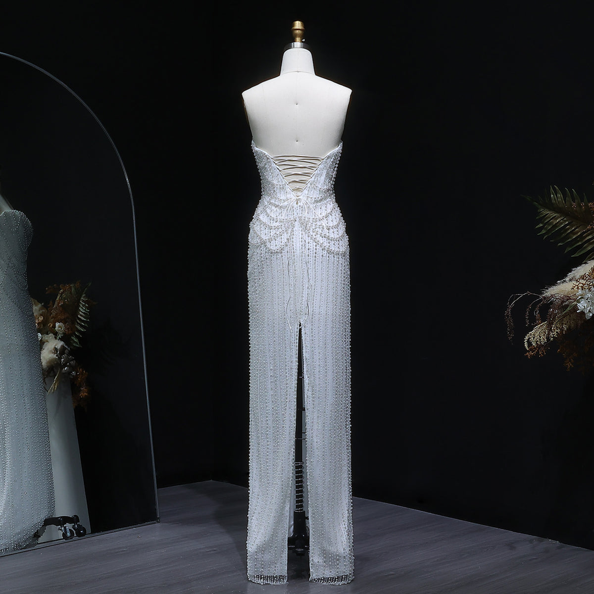 Luxury White Sequin Pearl Strapless Wedding Dress SW087 