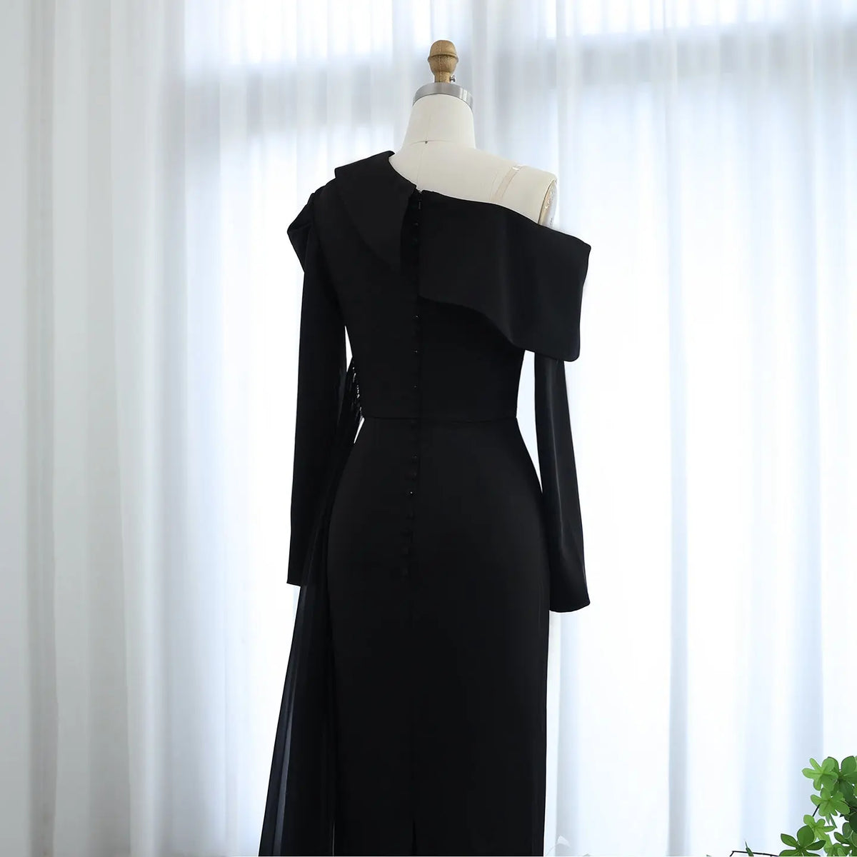 Final Sale Elegant 3D Flowers Black Long Sleeves Evening Dress SS488 Final Sale Elegant 3D Flowers Black Long Sleeves Evening Dress SS488