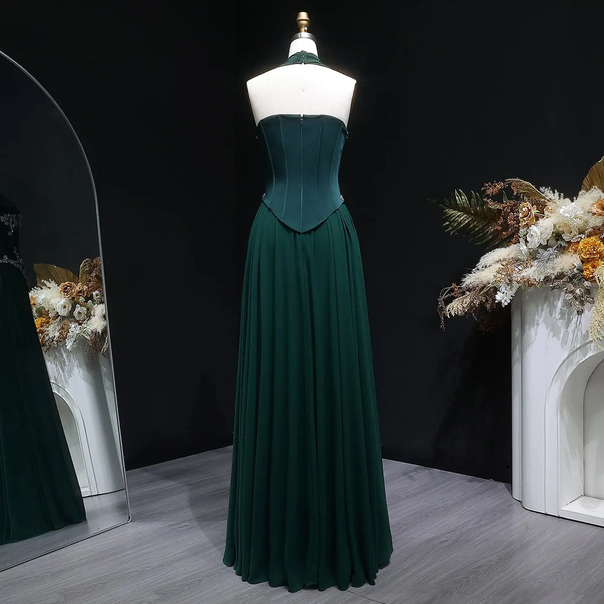 Luxury Emerald Green Halter Neck Beaded Embroidered Fitted Prom Dress SHARONSAID Luxury Emerald Green Halter Neck Beaded Embroidered Fitted Prom Dress SHARONSAID