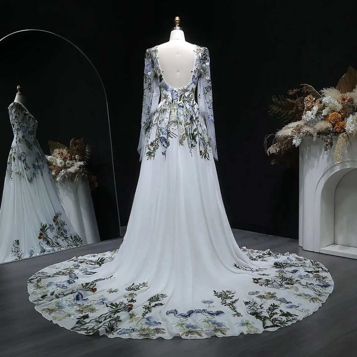 Luxury Floral Embroidery Long Sleeve Boho Train Wedding Dress SW641 Luxury Floral Embroidery Long Sleeve Boho Train Wedding Dress SW641