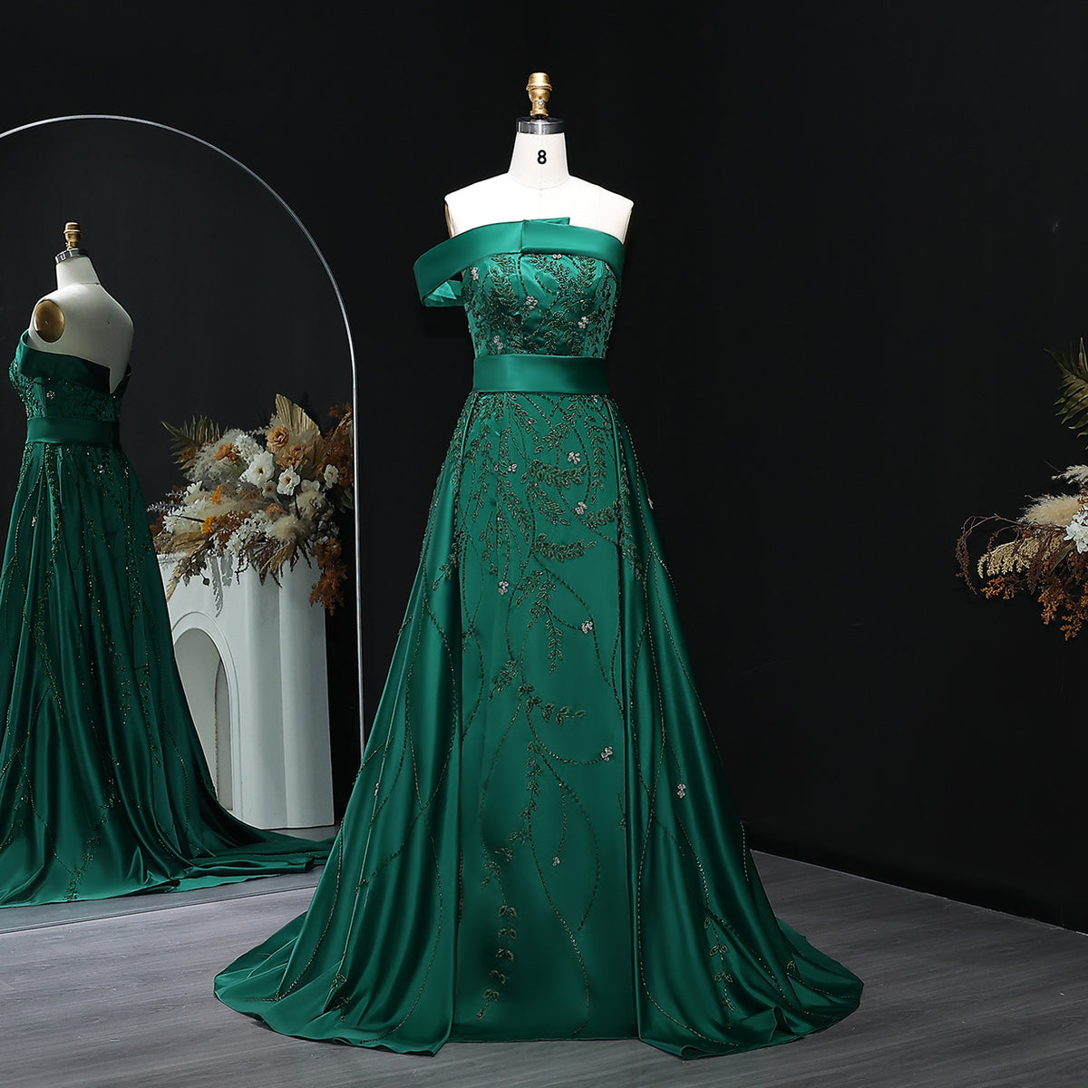 Elegant Emerald Green Beaded Embroidered Evening Dress with Overskirt XD012 