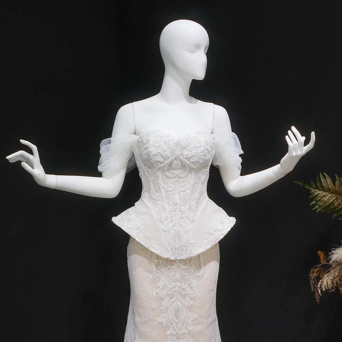 Luxury Off-the-Shoulder Lace Corset Tulle Train Wedding Dress SW126 