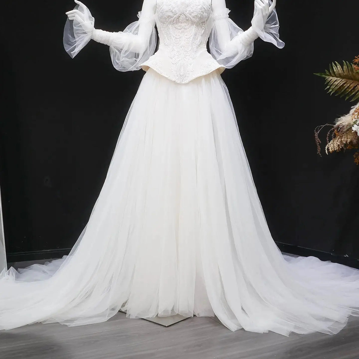 Luxury Off-the-Shoulder Lace Corset Tulle Train Wedding Dress SW126 