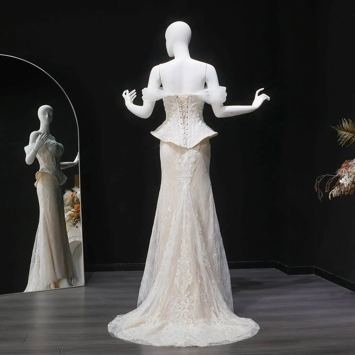 Luxury Off-the-Shoulder Lace Corset Tulle Train Wedding Dress SW126