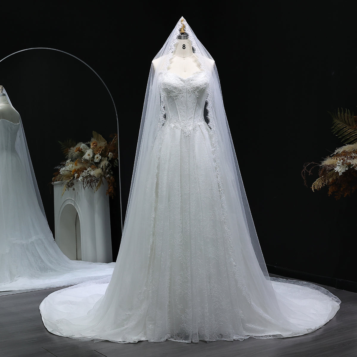 Luxury Corset Lace Wedding Dress with Long Veil SW517 