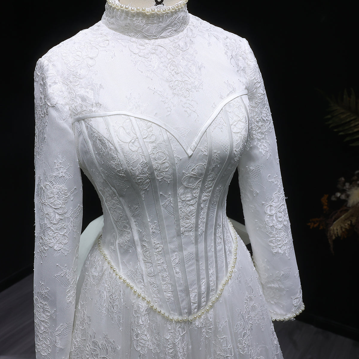 Luxury Pearl Long Sleeve Lace Wedding Dress SW514 