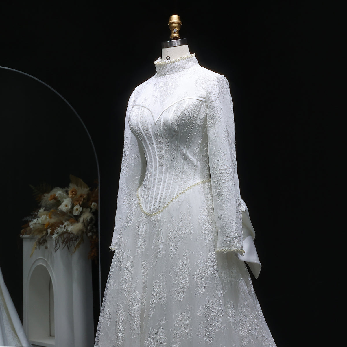Luxury Pearl Long Sleeve Lace Wedding Dress SW514 
