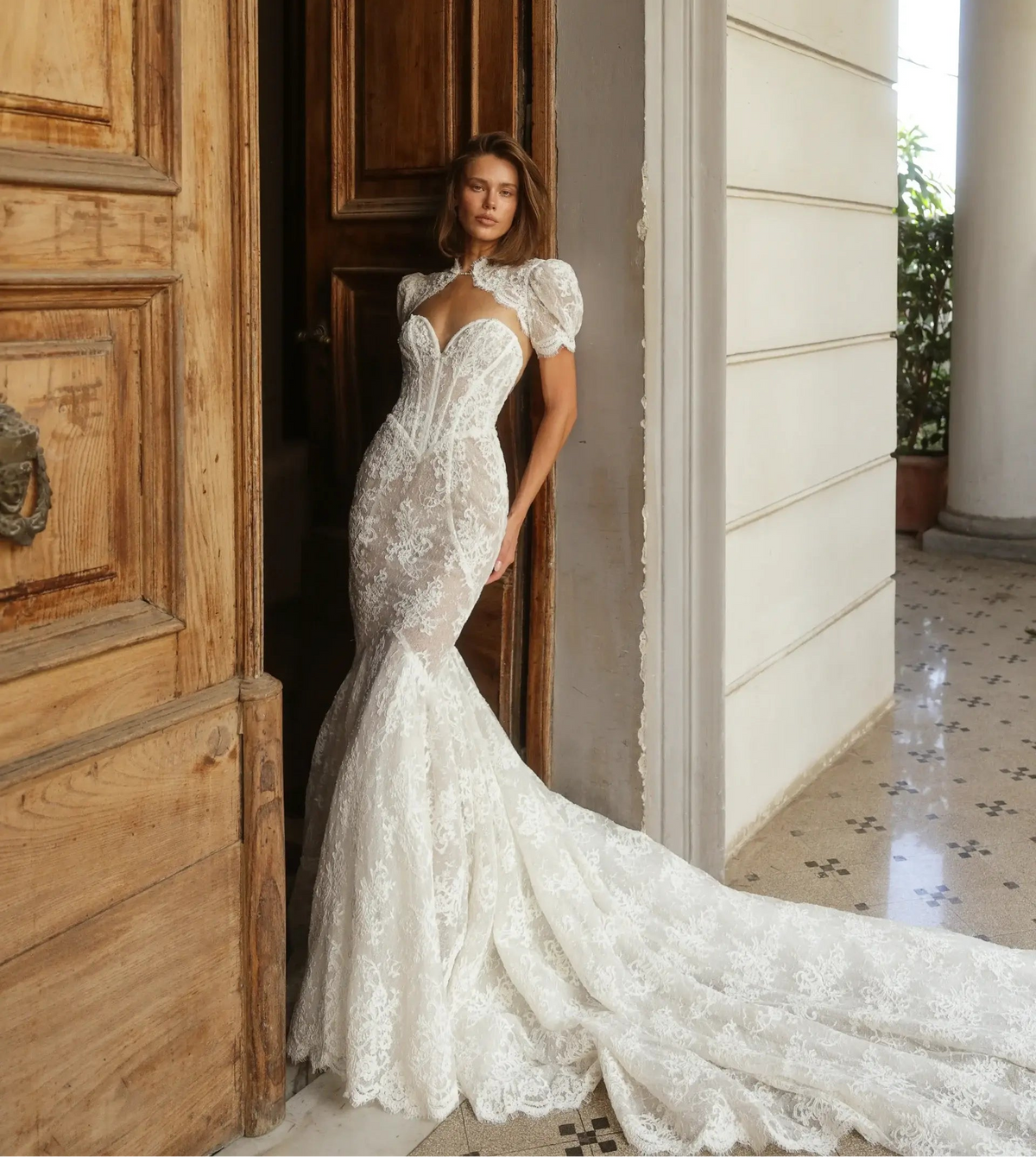 Vintage Lace High Neck Puff Sleeve Backless Mermaid Wedding Dress SW180 