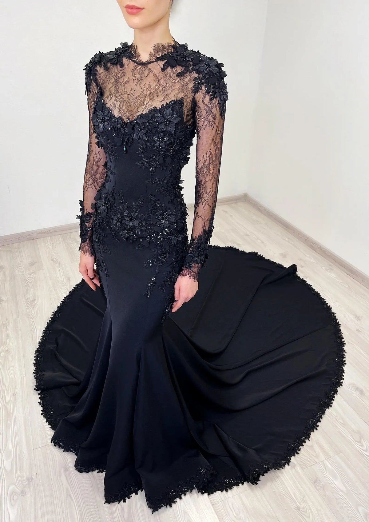 Black Luxury Gothic Wedding Dress Mermaid 3D Floral With Lace Edge Train SW552