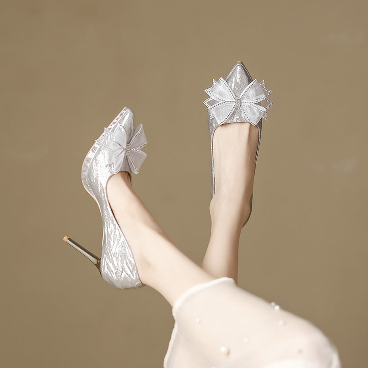 Rhinestone Bow French High Heel 