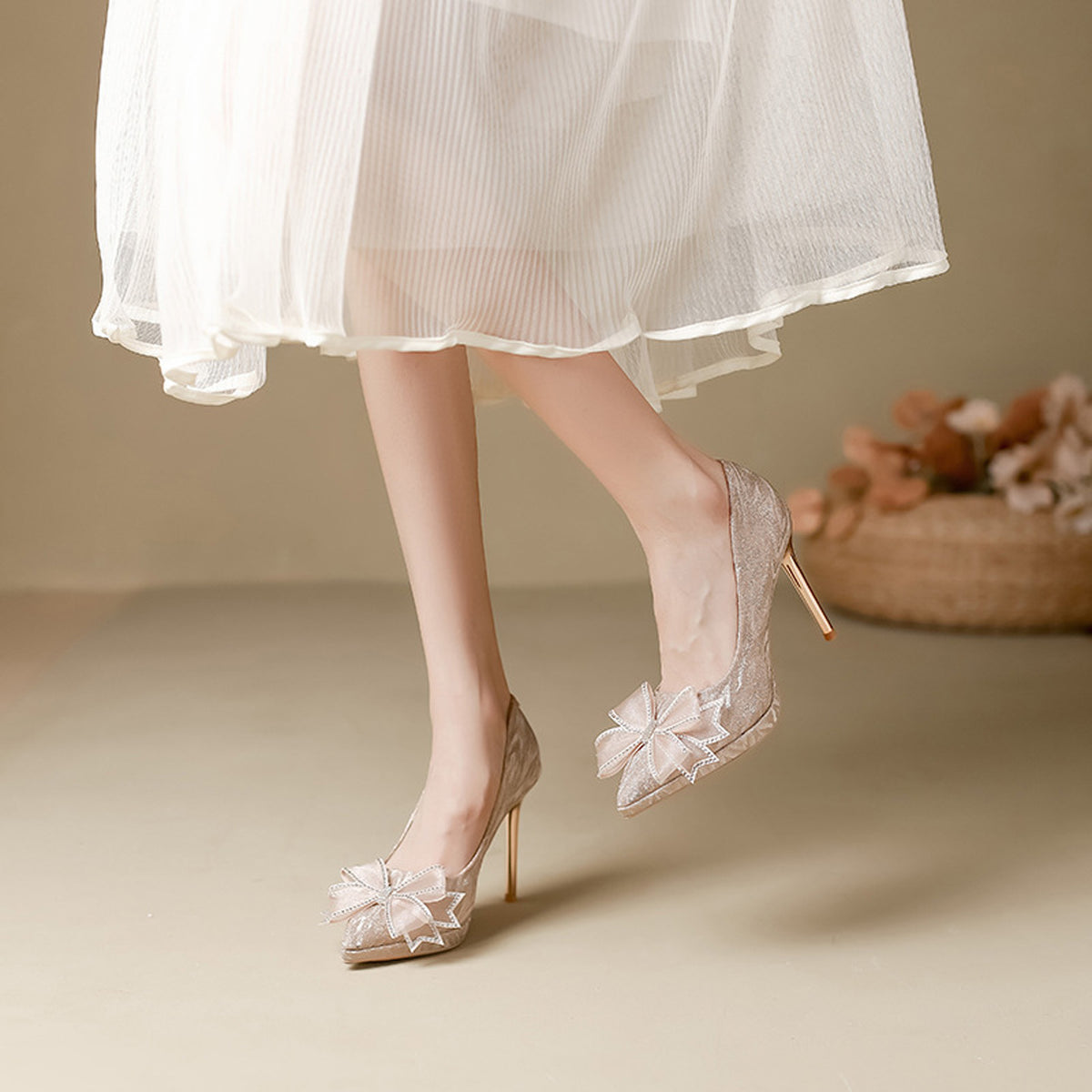 Rhinestone Bow French High Heel 