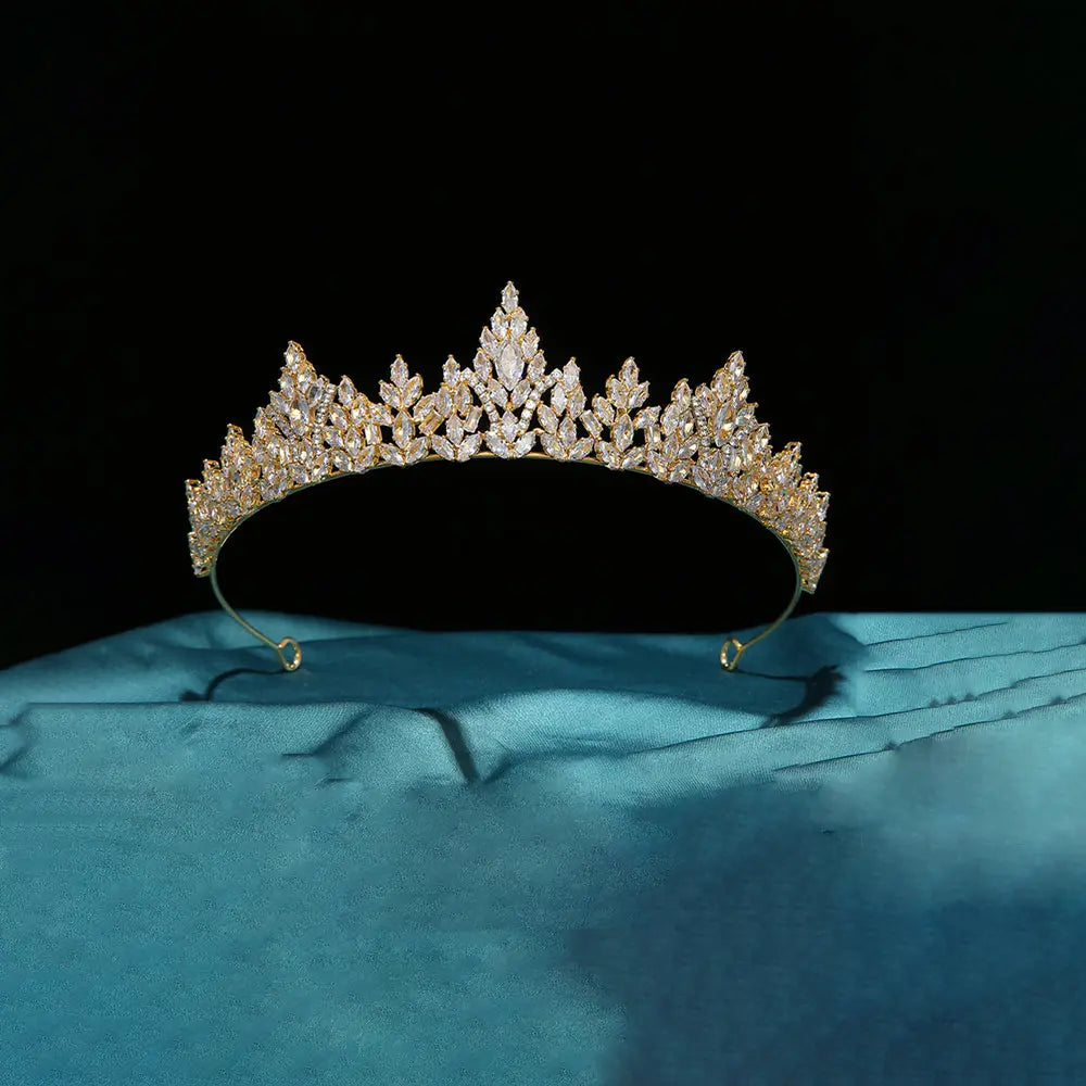Sparkling Gold Cubic Zirconia Princess Crown Vintage Leaf Wedding Tiara HP021