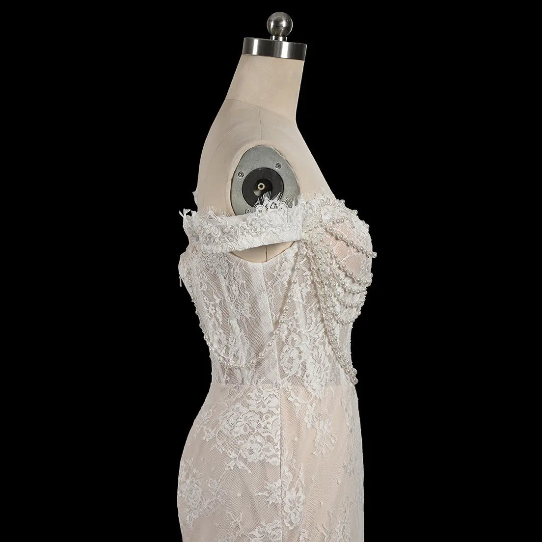 Opulent Ivory Off-the-Shoulder Beaded Lace Tulle Ball Gown Wedding Dress SW177