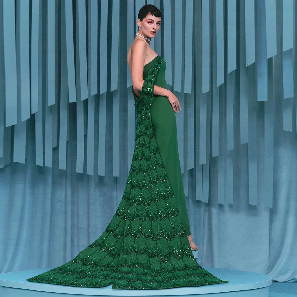 mermaid emerald dress Emerald Green Mermaid Prom Dress, Embroidery Hair cover,Sleeveless Prom Dress,Reception Dress,To the floor Applique Dress,