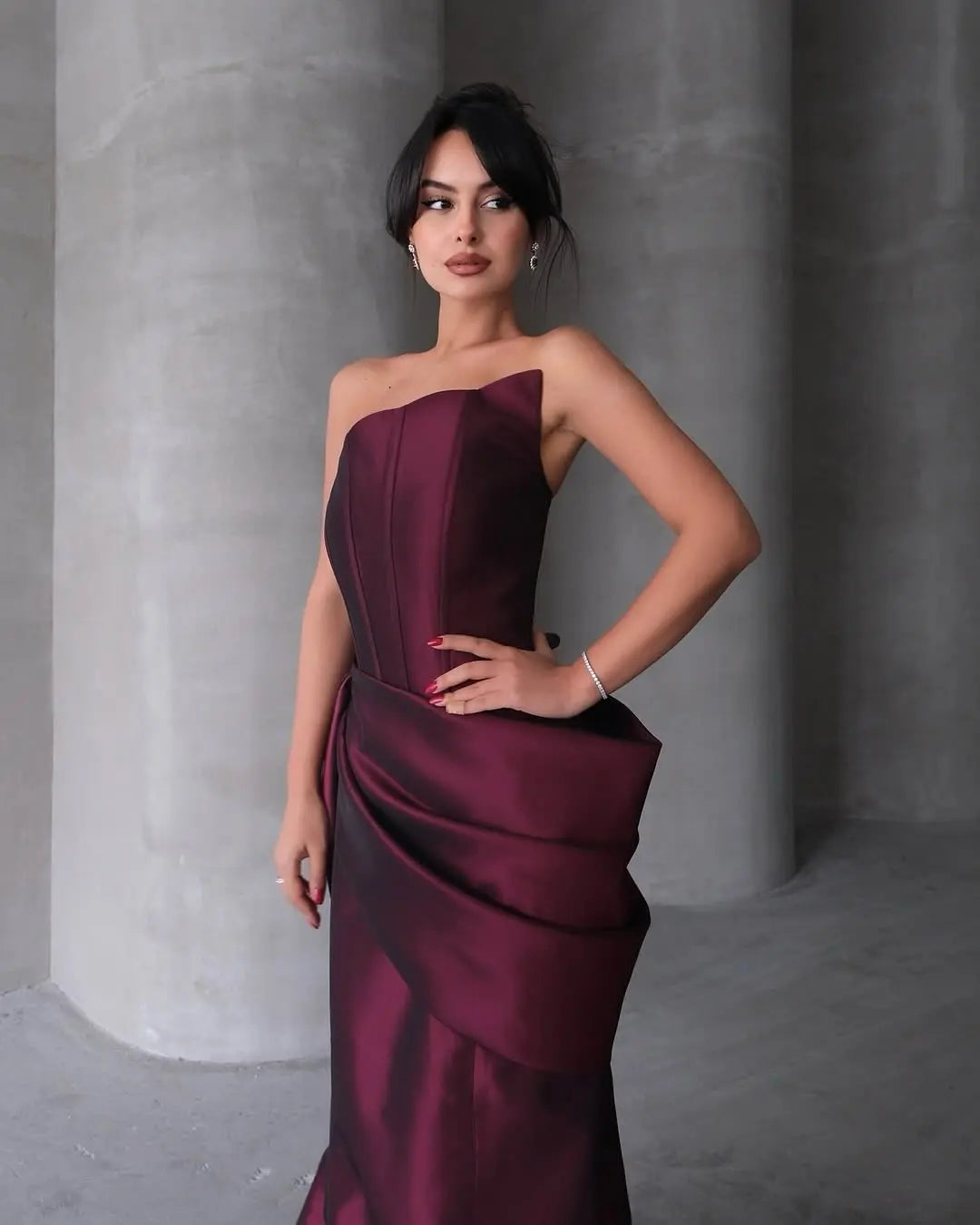 Elegant Burgundy Strapless Draped Train Evening Dress SF494 