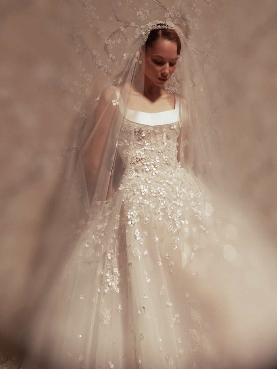 Luxury Square Neck Beaded Floral Lace Ball Gown Wedding Dress with Veil SW666 