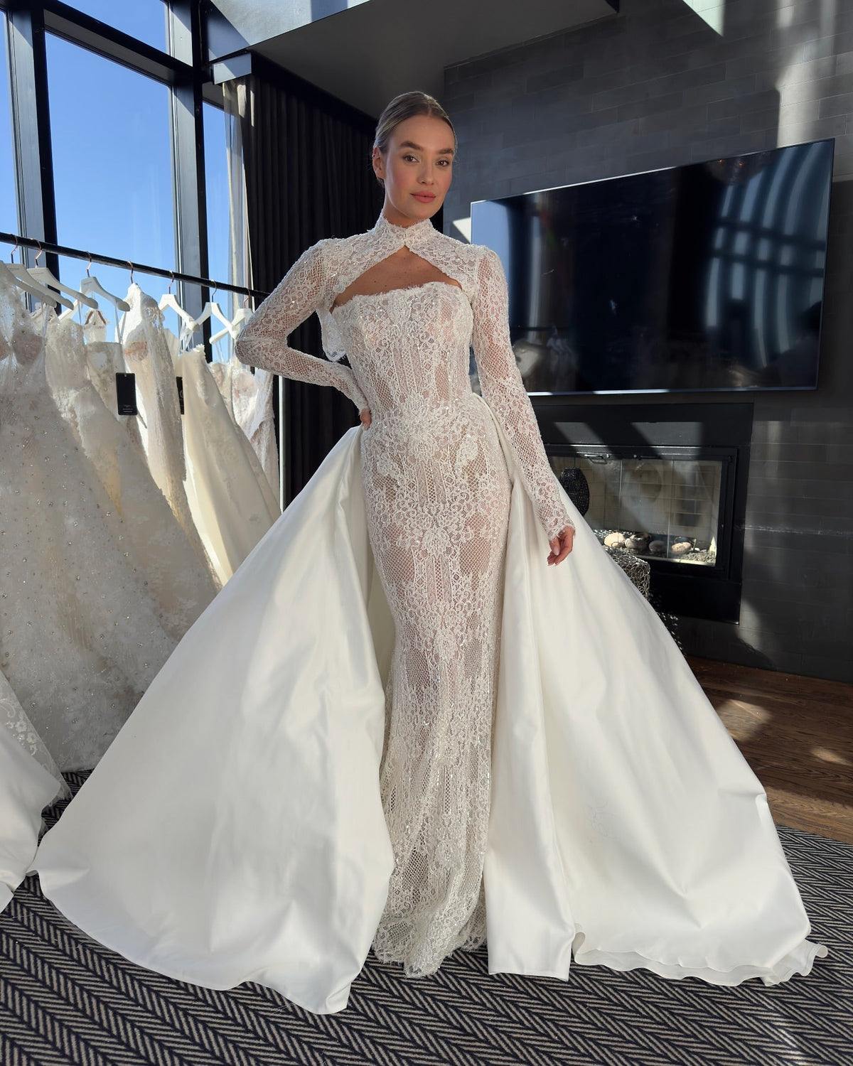 Luxury Strapless Lace Mermaid Wedding Dress with Overskirt SW226 