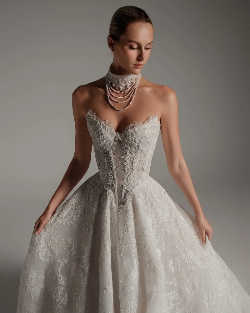 Luxury Strapless Lace Train Wedding Dress with Scarf SW166 