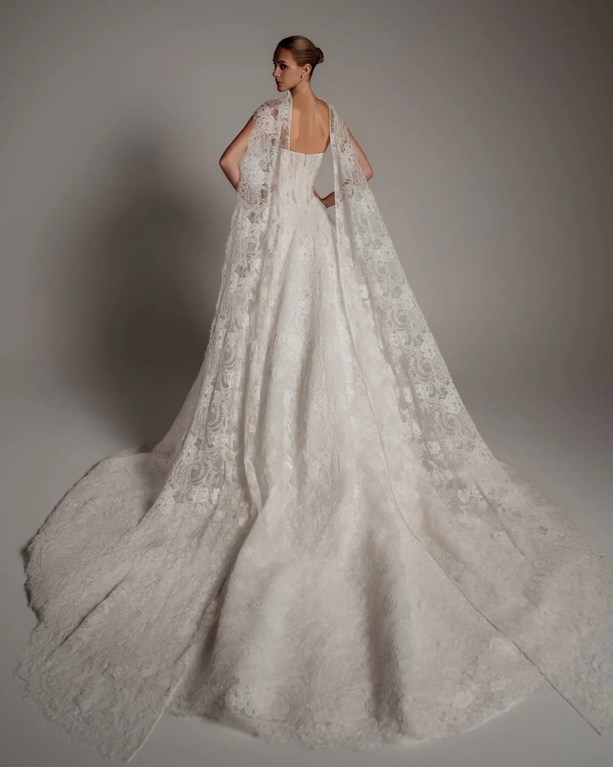 Luxury Strapless Lace Train Wedding Dress with Scarf SW166 