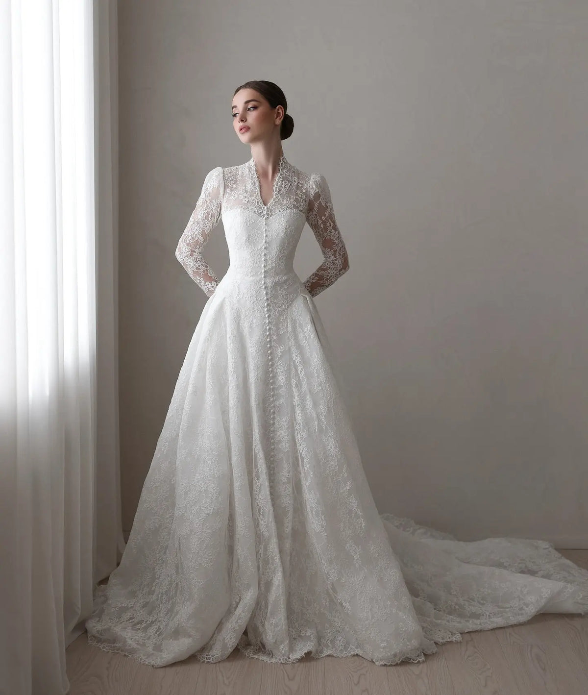 Vintage Lace High Neck Long Sleeve A-Line Wedding Dress with Train SW272 