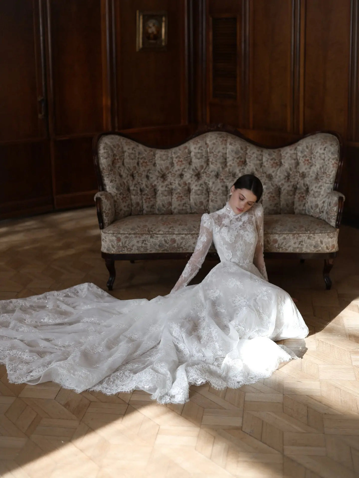 Regal Lace High Neck Long Sleeve Wedding Dress with Cathedral Veil SW277 