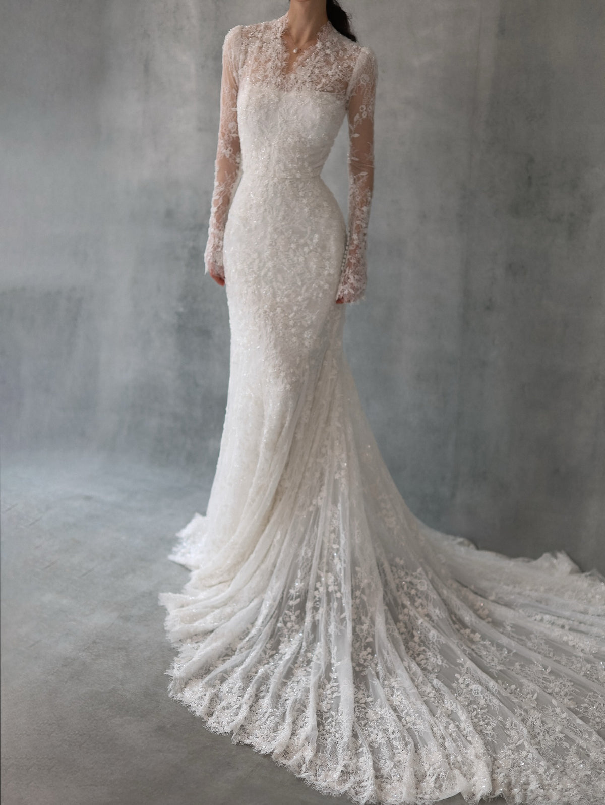 Elegant Lace High Neck Long Sleeve Train Mermaid Wedding Dress with Veil SW274 