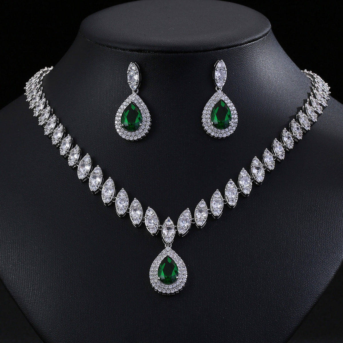 Luxury Teardrop Zircon Necklace Earrings Jewelry 