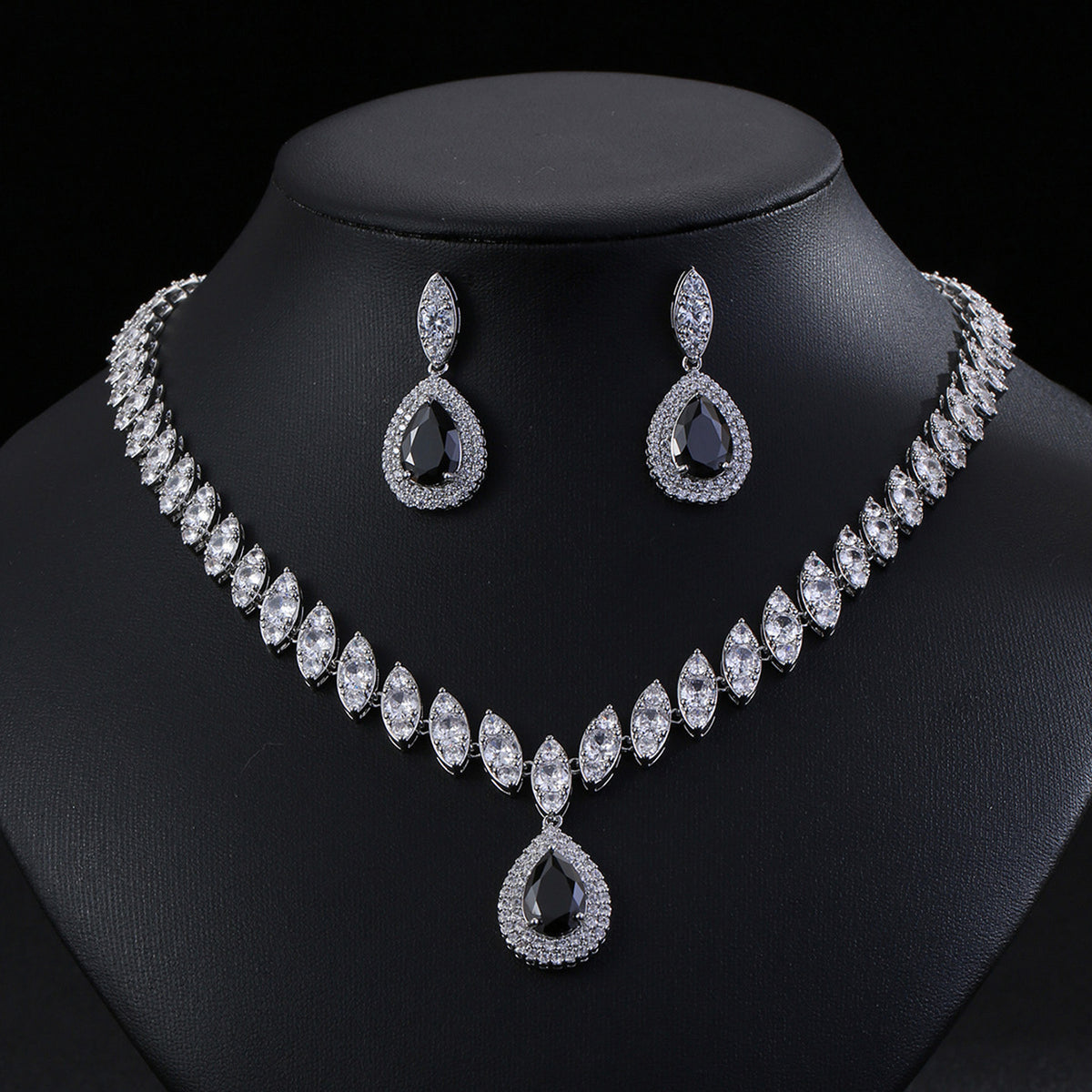 Luxury Teardrop Zircon Necklace Earrings Jewelry 