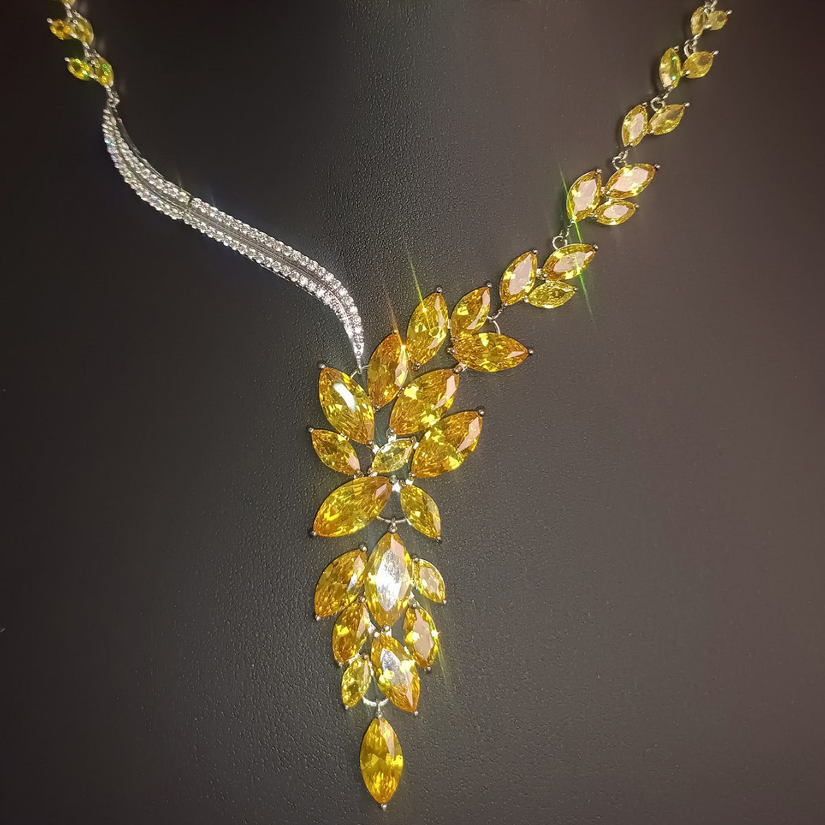 Luxury Crystal Leaf Bridal Jewelry Set 