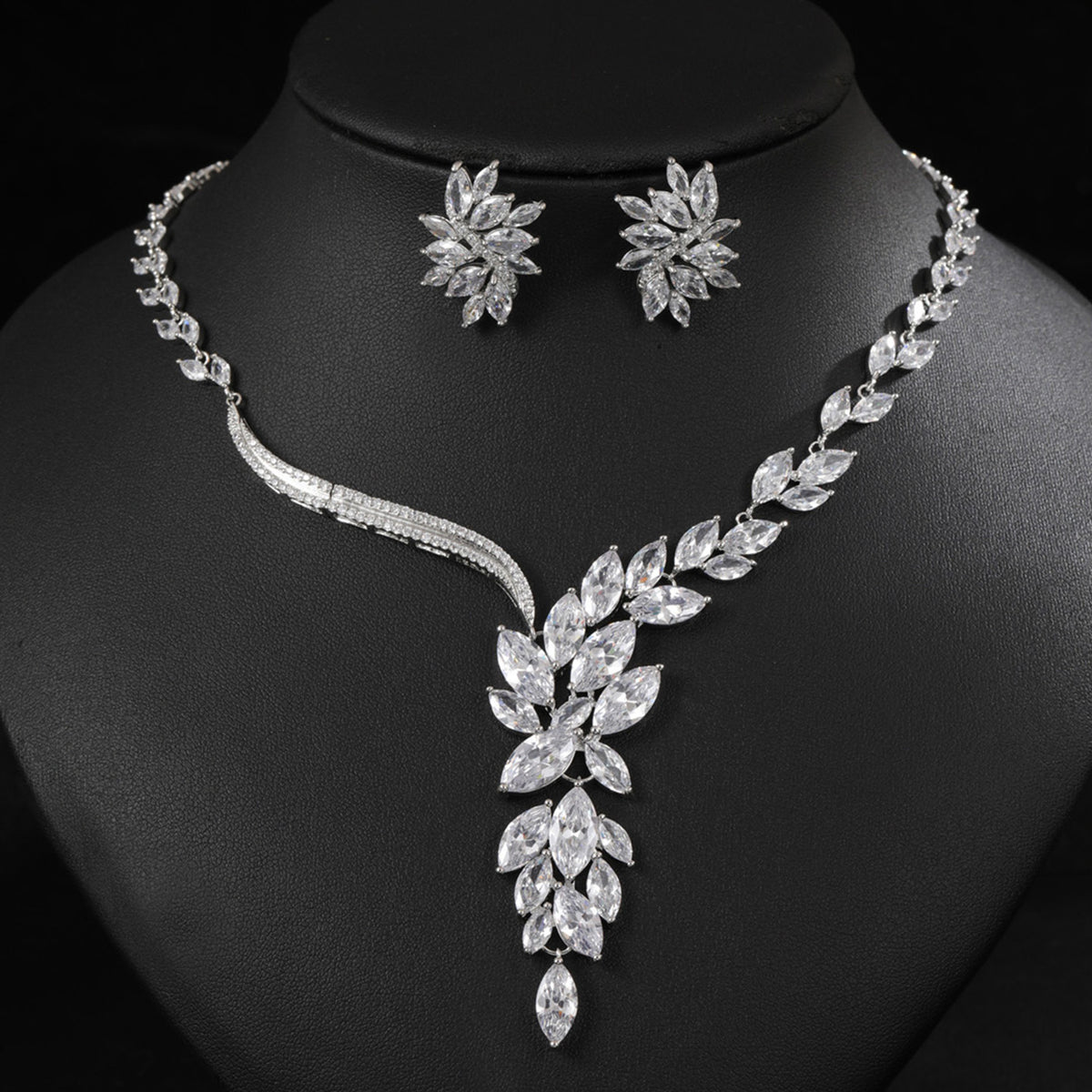 Luxury Crystal Leaf Bridal Jewelry Set 